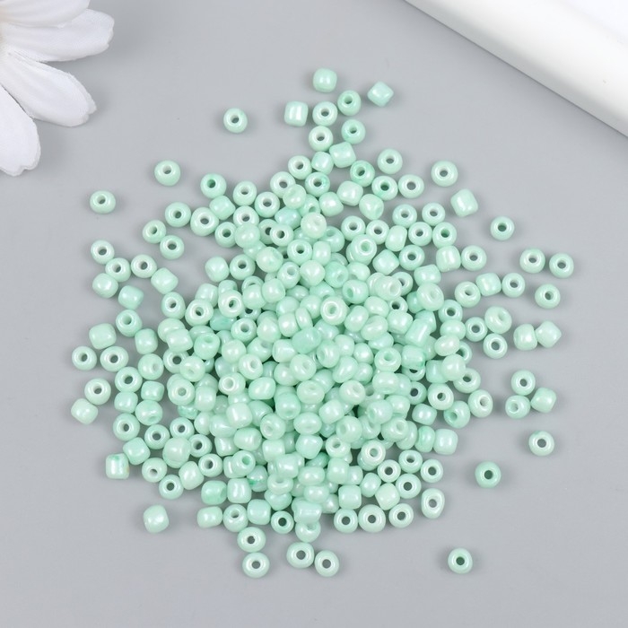 Бисер стекло 6/0  Бисер стекло 6/0 "Светло-зелёный" макарун, глянец 450 гр