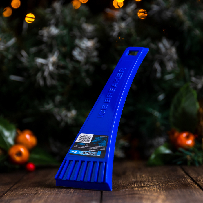 Подарочный набор автолюбителя Grand Caratt Подарочный набор автолюбителя Grand Caratt "Зимний": Скребок, размораживатель замков, ароматизатор, смазка