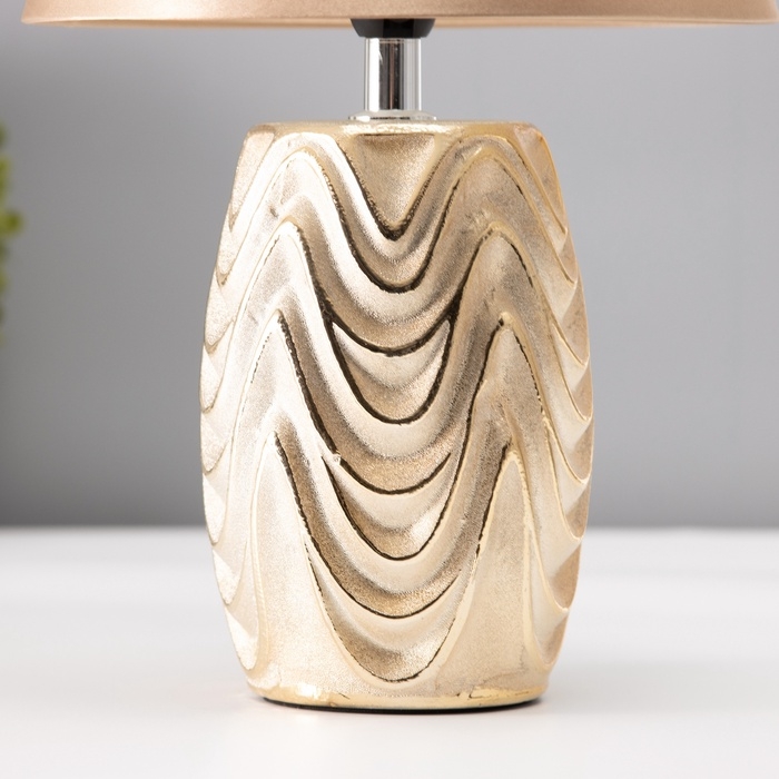 Настольная лампа Настольная лампа "Версаль" Е14 40Вт золото 20х20х33 см