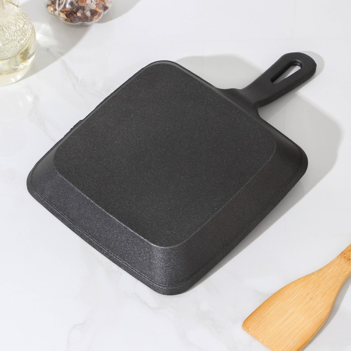 Сковорода-гриль чугунная «Квадрат. Гриль», 19×19×3 см, чугунная ручка, цвет чёрный Сковорода-гриль чугунная «Квадрат. Гриль», 19×19×3 см, чугунная ручка, цвет чёрный