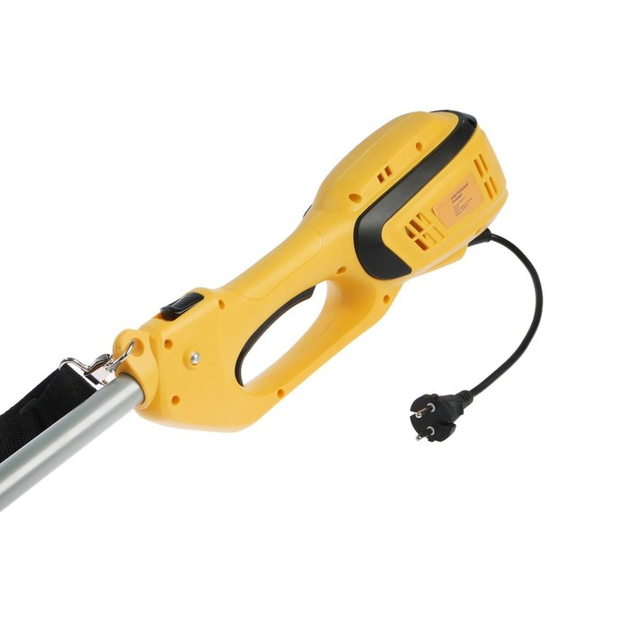 Электротриммер ТУНДРА, разборная штанга, катушка полуавтомат и диск, скос 400 мм, 1200 Вт Электротриммер ТУНДРА, разборная штанга, катушка полуавтомат и диск, скос 400 мм, 1200 Вт