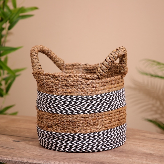 Корзина плетёная 27х27х35 см Корзина плетёная 27х27х35 см