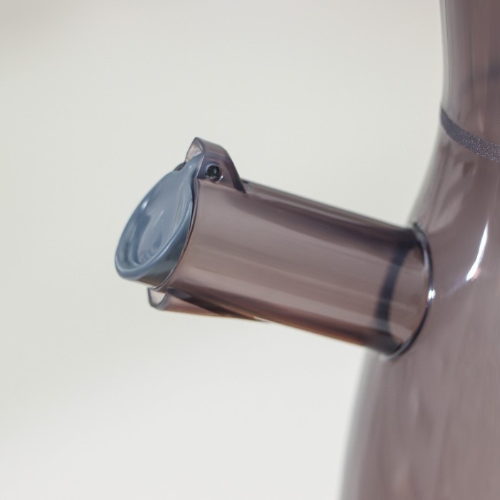 Кувшин для воды, с мерной шкалой, 700 мл, 15×9×20,5 см, цвет фиолетовый