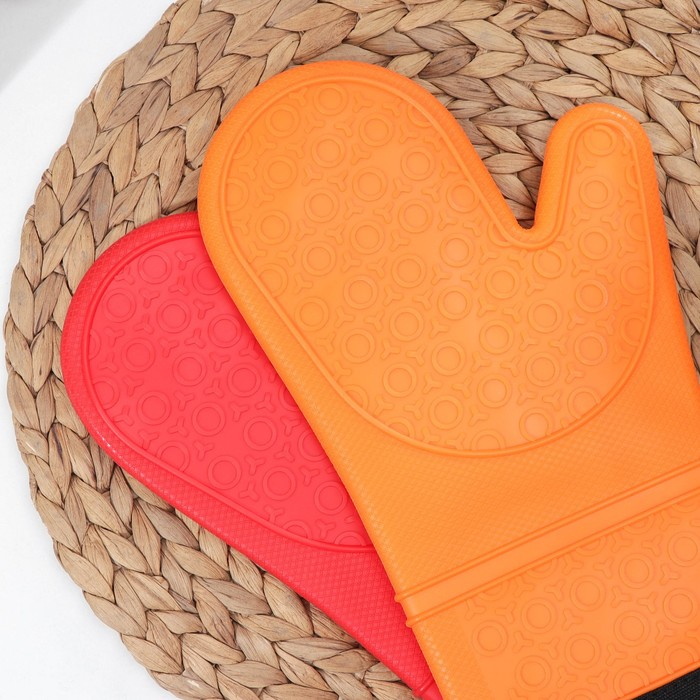 Рукавица для горячего с манжетой Доляна «Профи», силикон, 36×18,5 см, цвет МИКС Рукавица для горячего с манжетой Доляна «Профи», силикон, 36×18,5 см, цвет МИКС