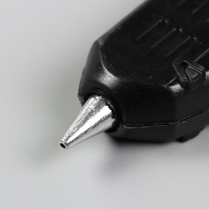 Клеевой пистолет 12х10,5 см питание: сетевой, диаметр стержня - 7 мм Клеевой пистолет 12х10,5 см питание: сетевой, диаметр стержня - 7 мм