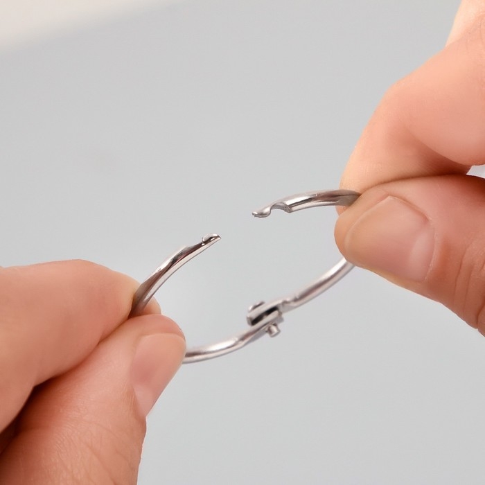 Кольца для творчества (фотоальбомов) Кольца для творчества (фотоальбомов) "Серебро" внутр. d= 3 см внешн. d=3,4 см н-р 10 шт