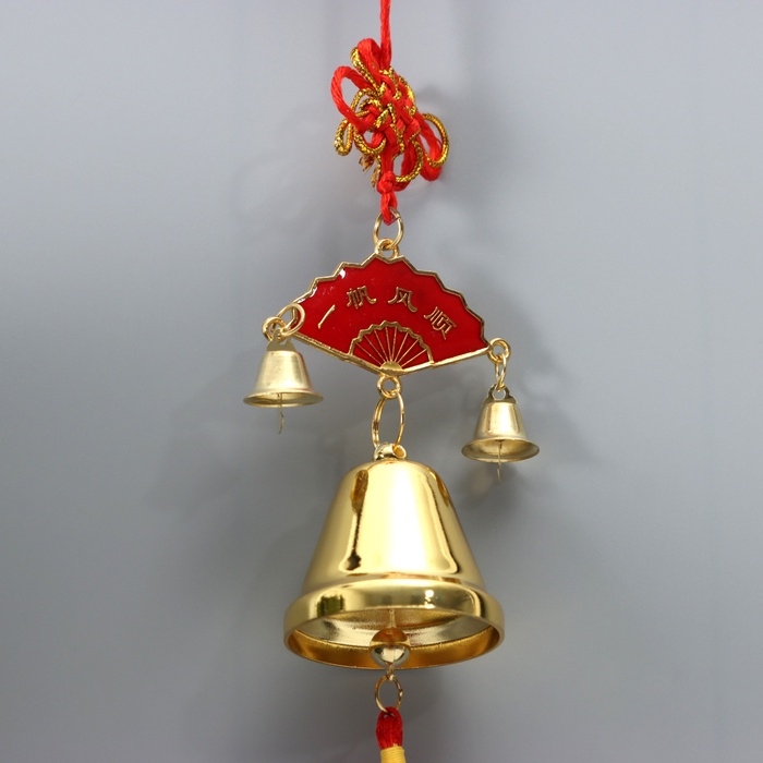Колокольчик металл  Колокольчик металл "Счастливого пути" с кисточкой 4,3х4,3х20 см