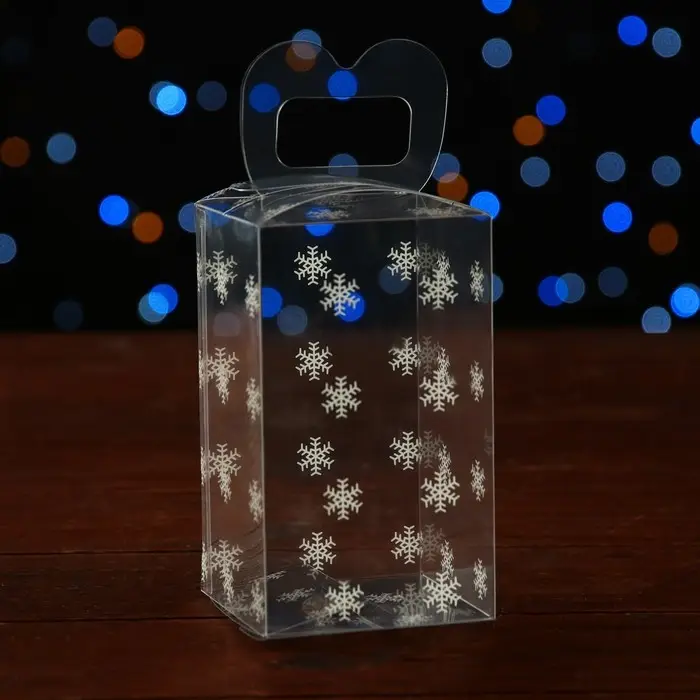 Коробка подарочная новогодняя складная ПВХ «Снежинки» 12×7×7 см Коробка подарочная новогодняя складная ПВХ «Снежинки» 12×7×7 см