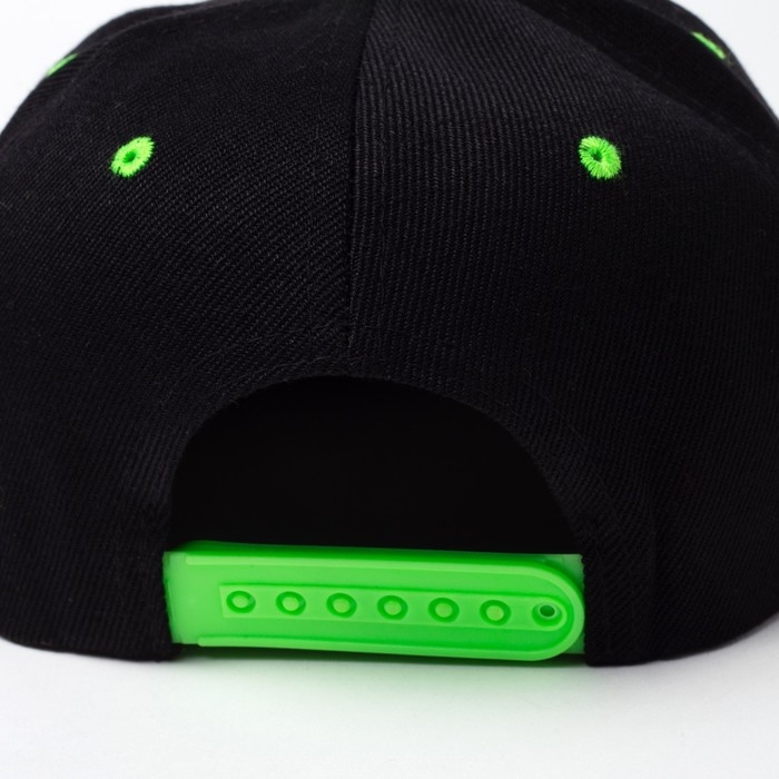 Бейсболка с прямым козырьком для мальчика MINAKU, размер 54, цвет чёрный/зеленый Бейсболка с прямым козырьком для мальчика MINAKU, размер 54, цвет чёрный/зеленый