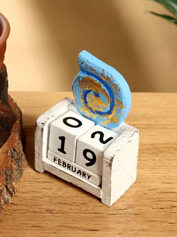 Календарь настольный «Ракушка», 7×4×9 см, дерево, синий