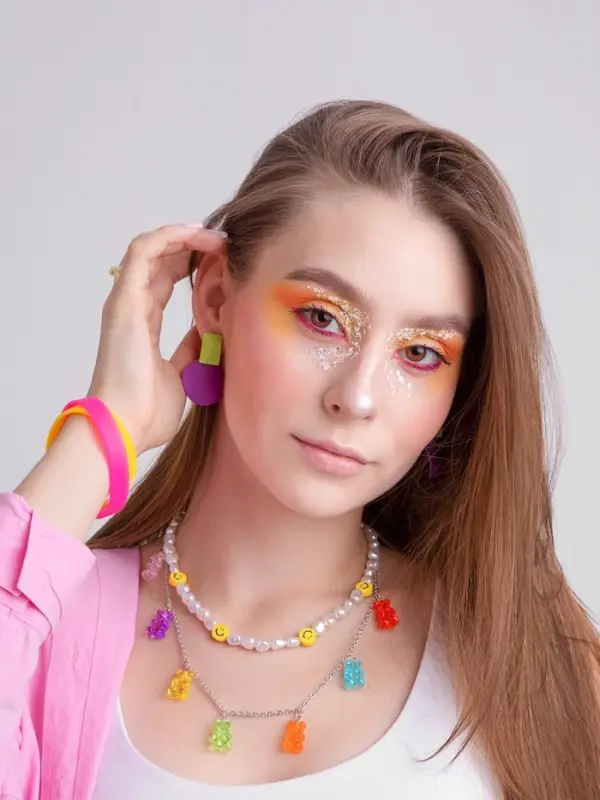 Колье &laquo;Мармеладный мишка&raquo;, компания, цветное в серебре, 50 см