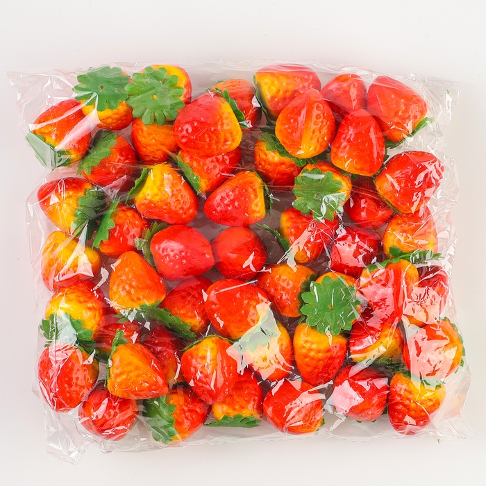 Декор «Клубника», набор 50 шт., размер 4,2×2,5 см Декор «Клубника», набор 50 шт., размер 4,2×2,5 см