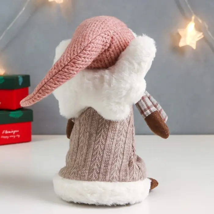 Кукла интерьерная Кукла интерьерная "Ангелочек Марфуша в бежевом вязаном платье с сердечком" 35х15х11 см