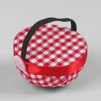 Игольница на руку &laquo;Клетка&raquo;, d=6 см, красная, белая