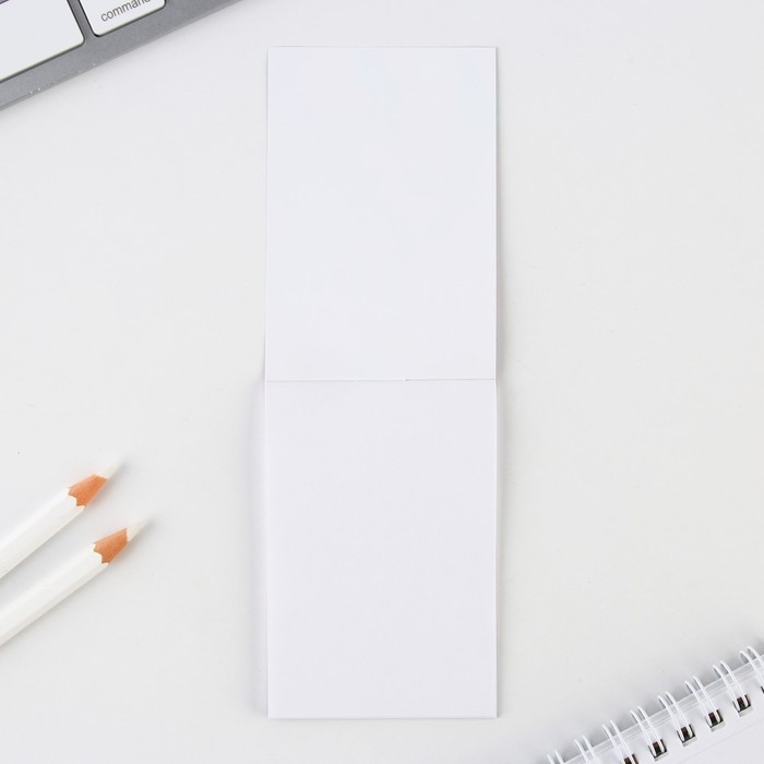 Подарочный набор: блокнот, карандаши (2 шт, ч/г) и значок-дерево «Самому крутому» Подарочный набор: блокнот, карандаши (2 шт, ч/г) и значок-дерево «Самому крутому»