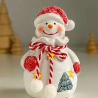 Сувенир керамика свет "Снеговик в шубке с помпонами" 7,5х6,5х12,5 см