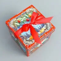 Подарочная новогодняя коробка крышка-дно с атласной лентой 17×17×17 см