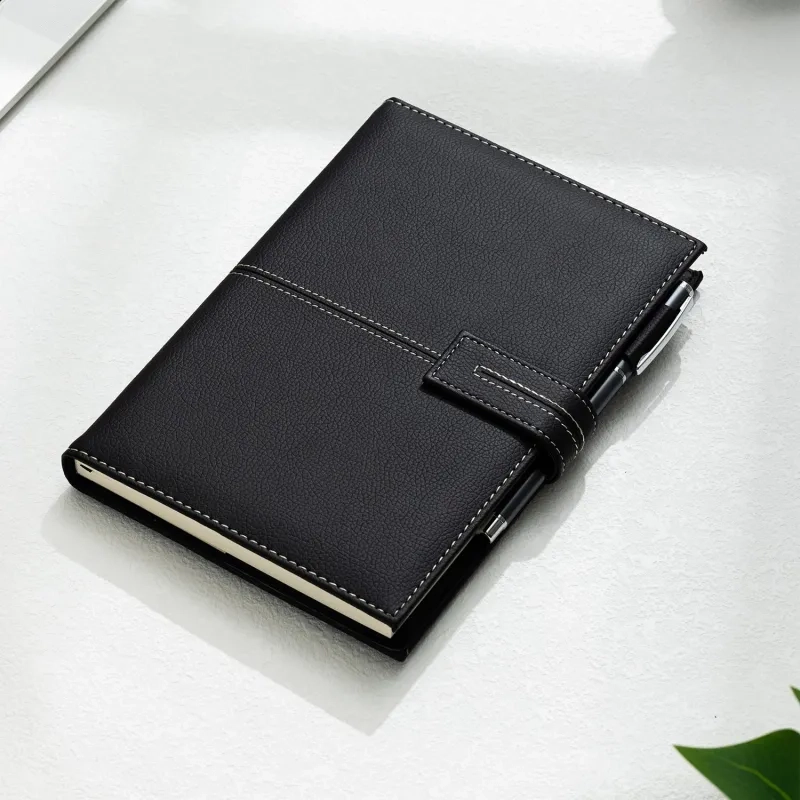 Блокнот Deli А5 120л 80 г/м твердая облож,клетка 5x5мм, черный кожа EN139G