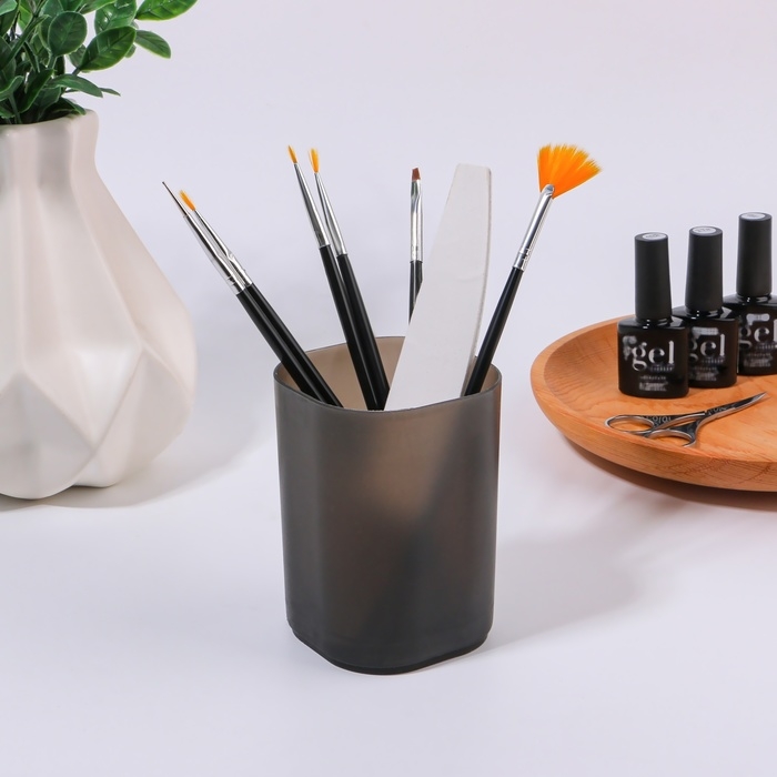 Подставка для хранения маникюрных/косметических принадлежностей «STANDART», 7 × 7 × 9 см, цвет чёрный матовый Подставка для хранения маникюрных/косметических принадлежностей «STANDART», 7 × 7 × 9 см, цвет чёрный матовый