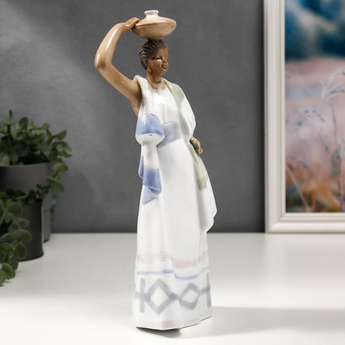 Сувенир керамика  Сувенир керамика "Африканка с кувшином на голове" цветной 28х8х12,5 см