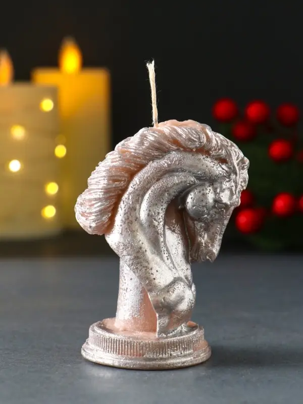 Свеча новогодняя Свеча новогодняя "Конь" 60х90 мм, ЛАК, бежевый