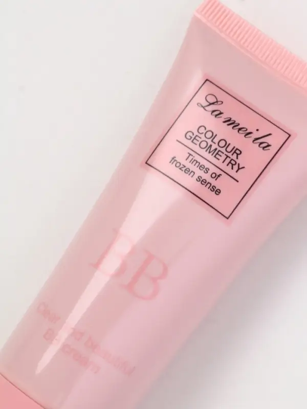 BB крем для лица Lameila оттенок 04, 30 мл (Пшеничный) BB крем для лица Lameila оттенок 04, 30 мл (Пшеничный)