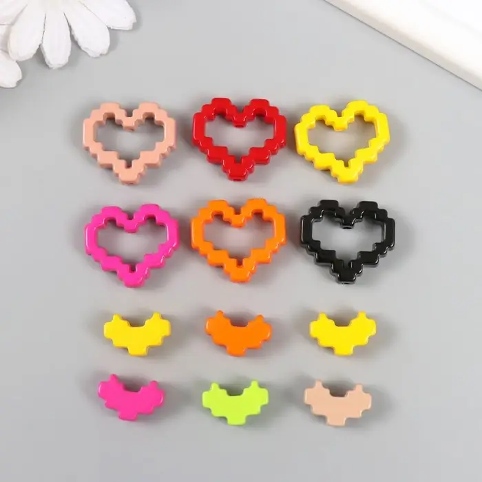 Бусина для творчества пластик "Сердце-конструктор" МИКС 2,9х2,5х0,9 см