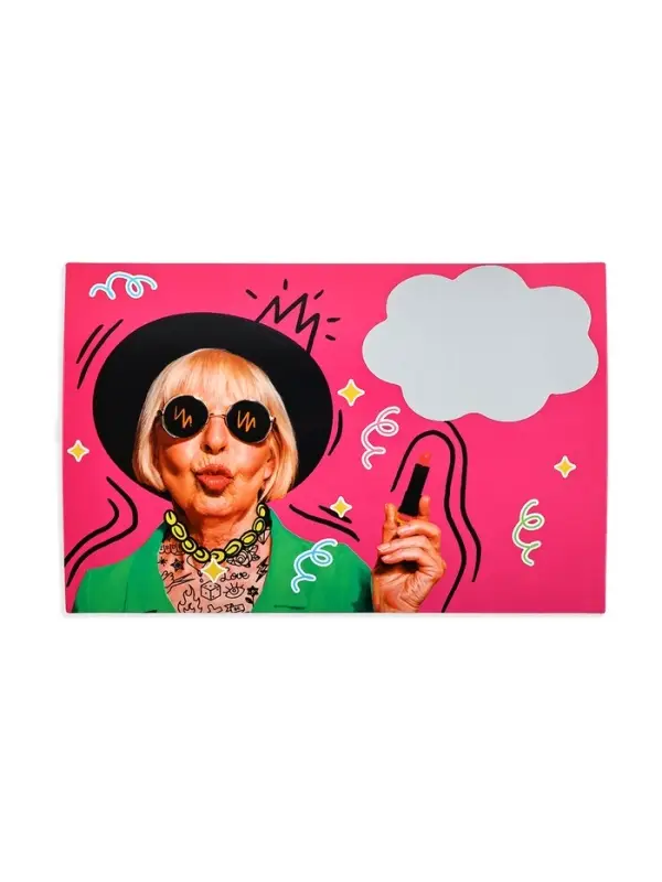 Конверт со скретч-наклейкой и открыткой «Днюшка», 10 х 15 см