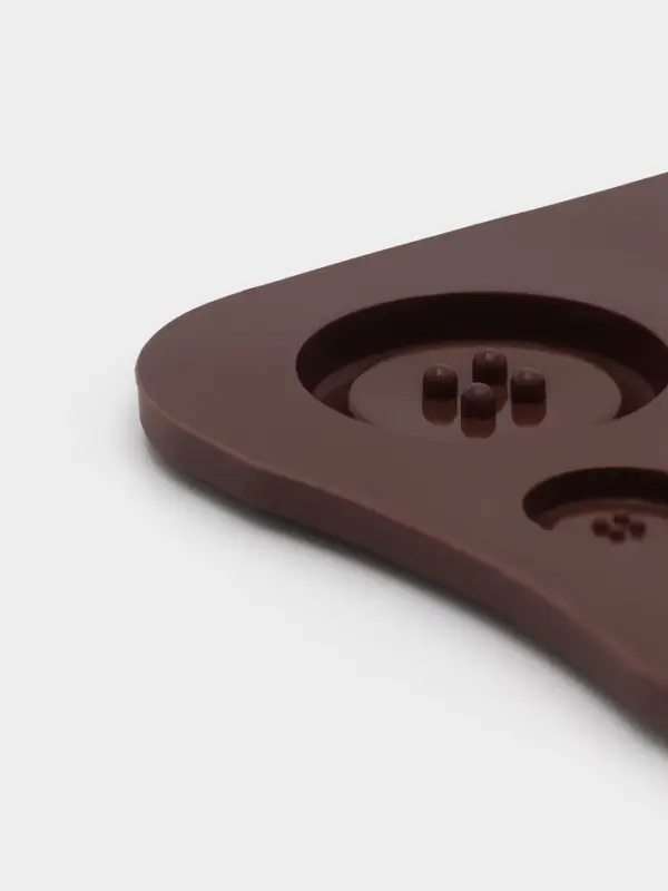 Форма для шоколада Доляна &laquo;Пуговки&raquo;, силикон, 20.5&times;10 см, 19 ячеек, коричневая