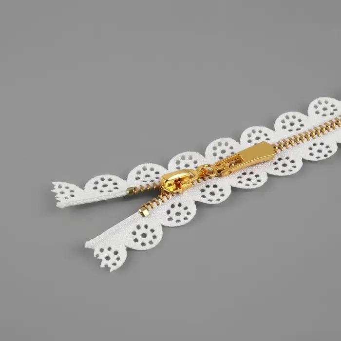 Молния металлическая, №3, неразъёмная, замок автомат, 30 см, белая