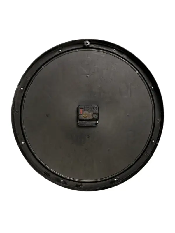 Часы настенные классические &laquo;Ивона&raquo;, d=41 см, серебристые, от батарейки 1&times;АА