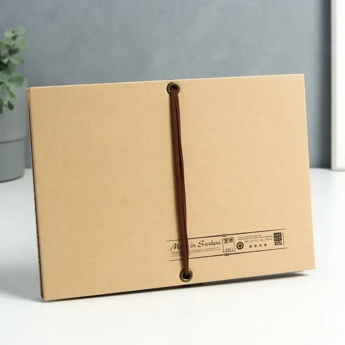 Фотоальбом гармошка 18 складок 34 стороны "Милый жирафик" чёрные листы 15х21 см