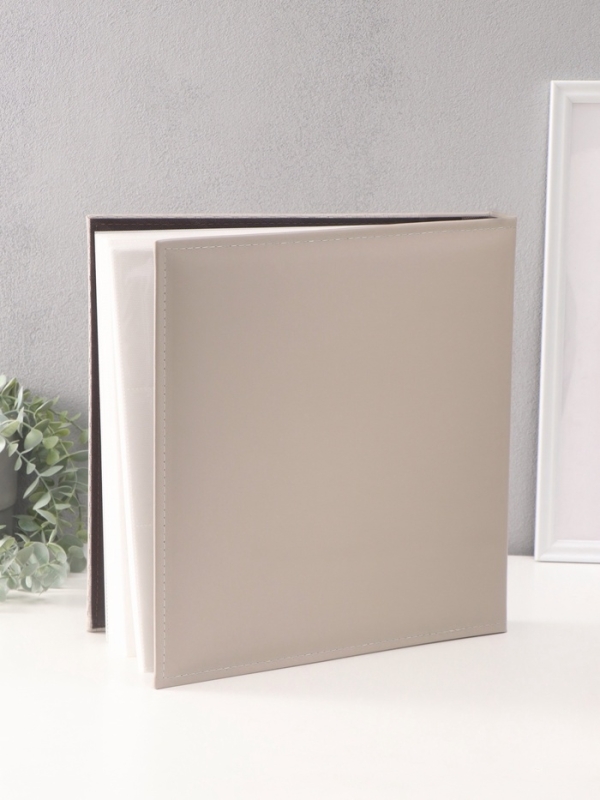 Фотоальбом на 500 фото 10х15 см Фотоальбом на 500 фото 10х15 см "Вязаный узор" кожзам, серый, в коробке 5,5х32,5х34 см