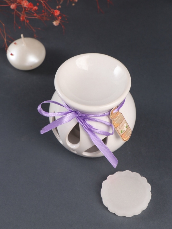 Набор: аромалампа для эфирных масел, мелтсы из воска ароматические «Жасмин», белая, 6.5×6.2×7.5 см