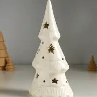 Сувенир керамика свет "Ёлочка и звёзды" белый с золотом 10,7х6,8х20 см