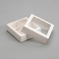 Коробка для конфет 4 шт., с окном, белая 12.5&times;12.5&times;3.5 см