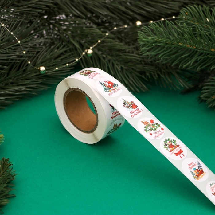 Новый год. Наклейки новогодние в рулоне Новый год. Наклейки новогодние в рулоне "Много подарков", 500 шт, 2,5 х 2,5 см.