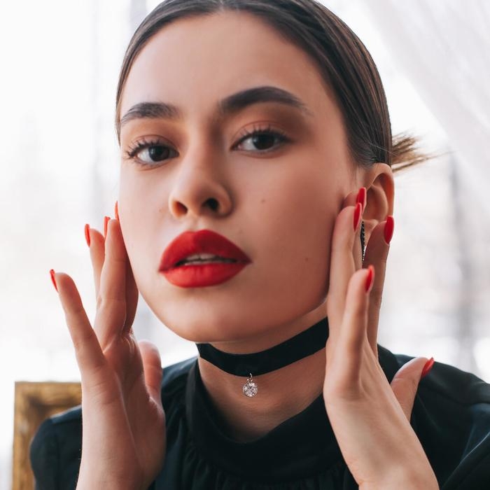 Чокер «Стразинка» кружок, цвет белый в серебре, 33 см Чокер «Стразинка» кружок, цвет белый в серебре, 33 см