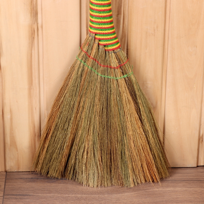 Веник рисовый с бамбуковой ручкой, 30х80 см, микс Веник рисовый с бамбуковой ручкой, 30х80 см, микс