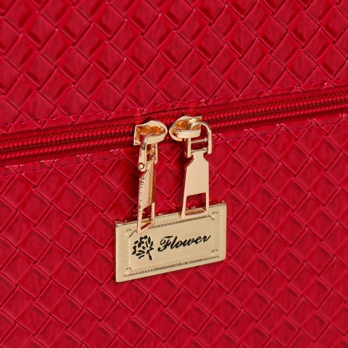 Шкатулка кожзам для косметики  Шкатулка кожзам для косметики "Ромбы. Этажи" фуксия 24,5х20,5х27 см