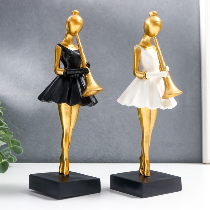 Сувенир полистоун  Сувенир полистоун "Девушка с духовым инструментом" МИКС 25х8х9,5 см