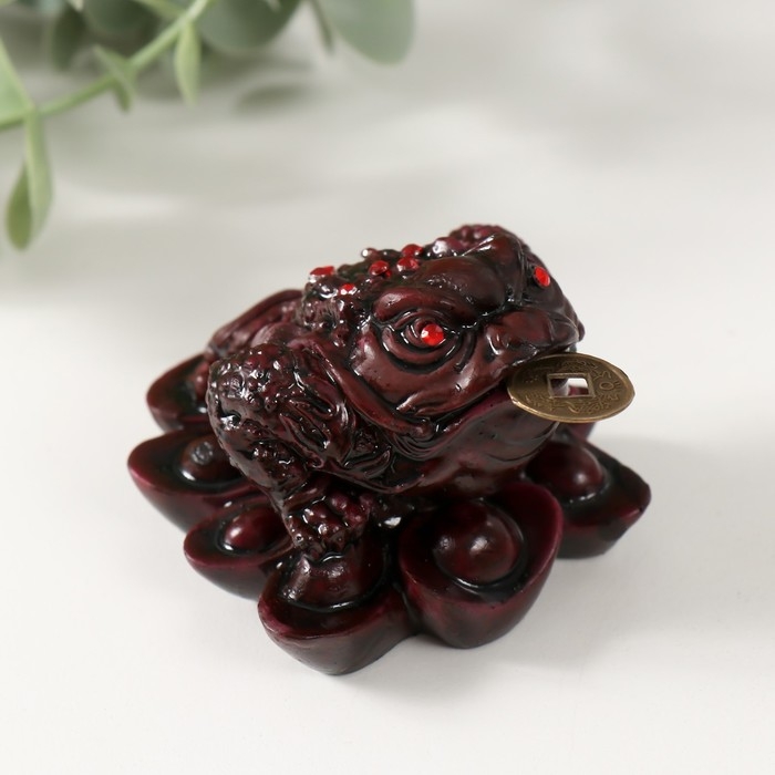 Нэцкэ под дерево Нэцкэ под дерево "Жаба на слитках" 4,5 см