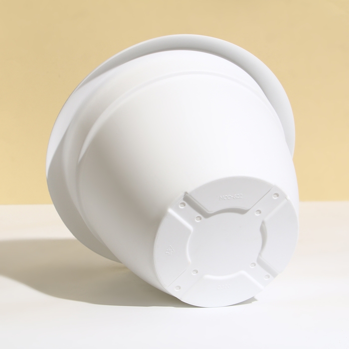 Горшок для цветов, d = 30 см, 7,5 л, пластик, белый Горшок для цветов, d = 30 см, 7,5 л, пластик, белый