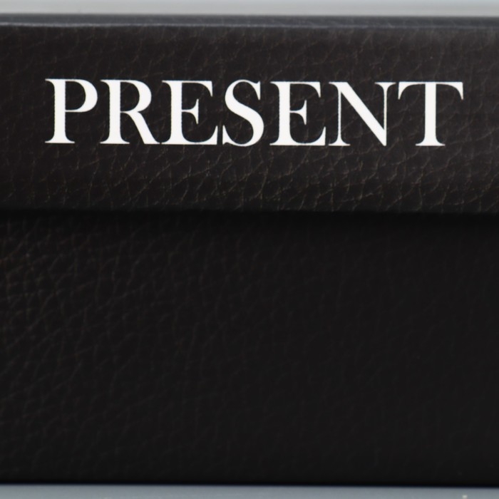 Коробка подарочная складная, упаковка, «Present», 12 х 12 х 6.5 см Коробка подарочная складная, упаковка, «Present», 12 х 12 х 6.5 см