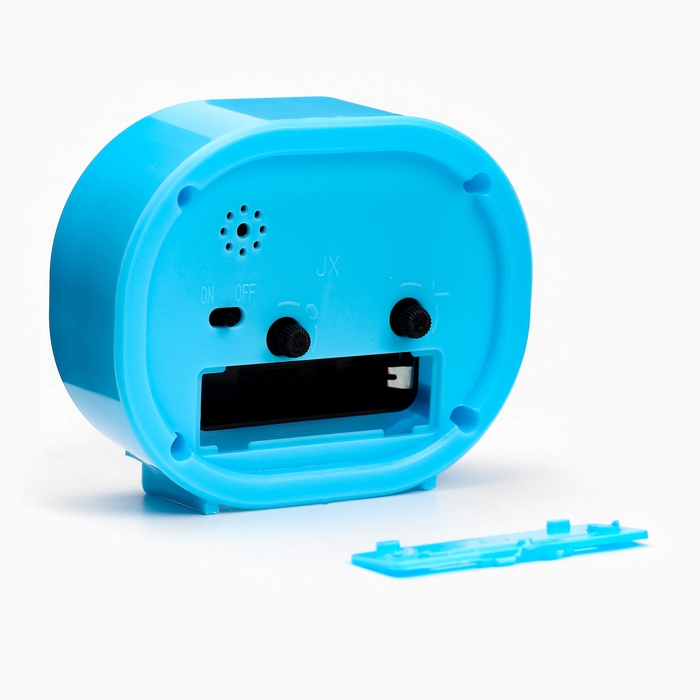 Часы - будильник настольные Часы - будильник настольные "Классика" на ножках, дискретный ход, 10 х 8.5 см, ААА, голубые