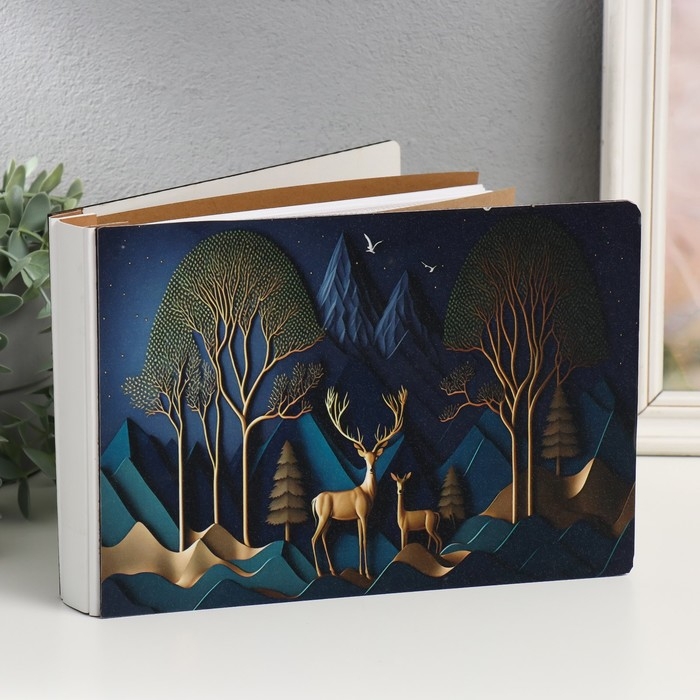 Фотоальбом на 52 фото 15х20 см Фотоальбом на 52 фото 15х20 см "Олени в золотистом лесу" дерево, блеск 4х17,4х25 см