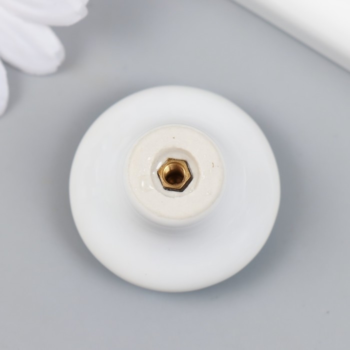 Ручка для шкатулки керамика, металл Ручка для шкатулки керамика, металл "Голубой монстрик с зайкой" 3,8х3,8х2,8 см