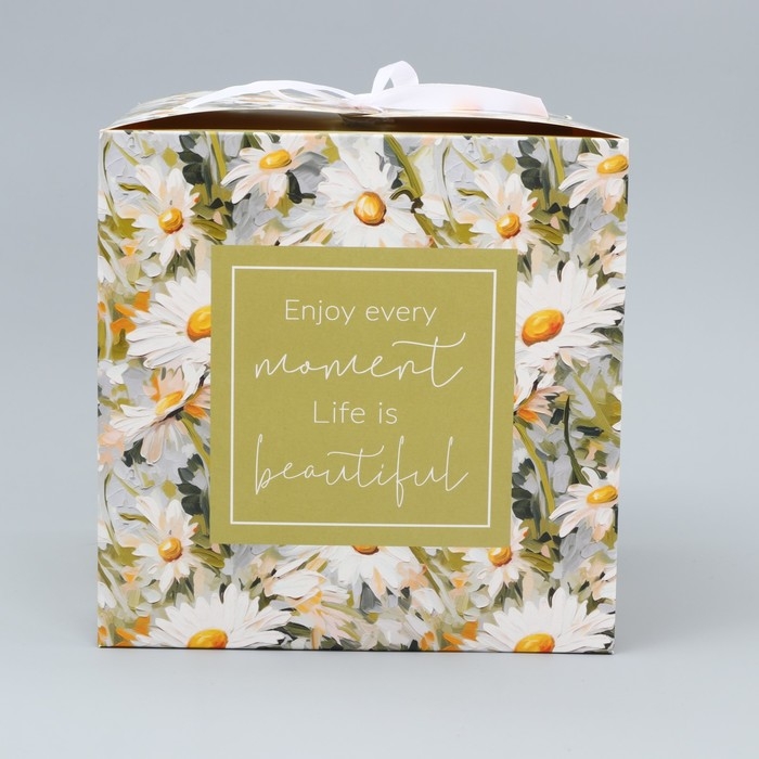 Коробка подарочная складная, упаковка, «Ромашки», 18 х 18 х 18 см