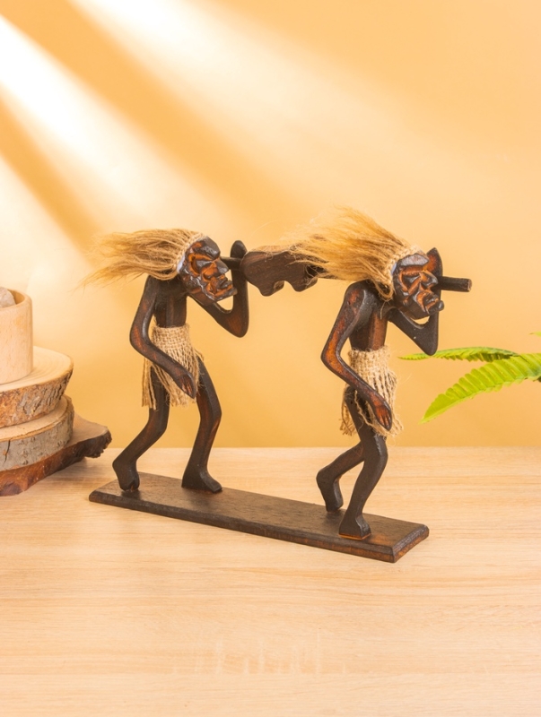 Сувенир «Аборигены с добычей», 27×21×7 +/- 2 см, дерево Сувенир «Аборигены с добычей», 27×21×7 +/- 2 см, дерево