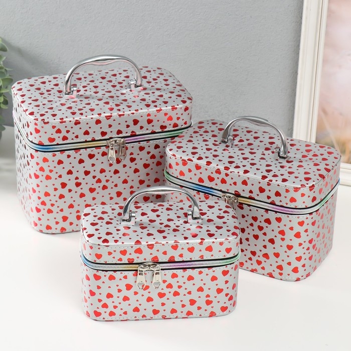 Шкатулка кожзам с зеркалом Шкатулка кожзам с зеркалом "Сердца на белом" н-р 3 шт 13х21х14,5 10х19х12 21х15,5х17 см